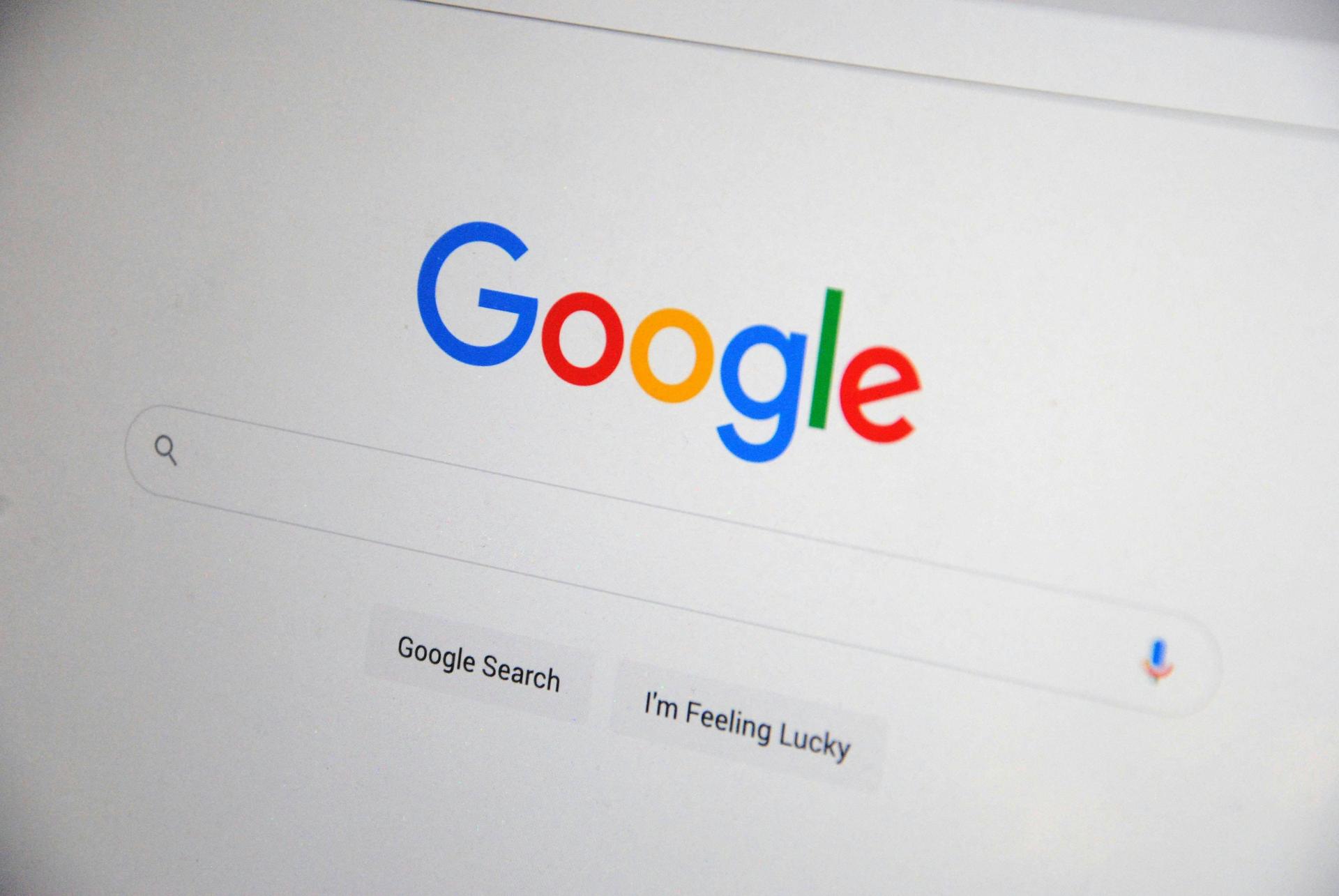 Interface de Google avec la barre de recherche